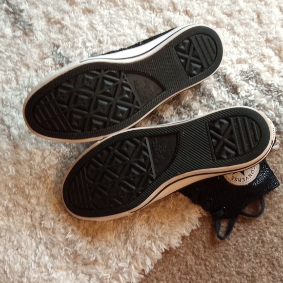 Converse Black and White High-Top Sneakers 10 Leather Upper - Picture 5 of 14